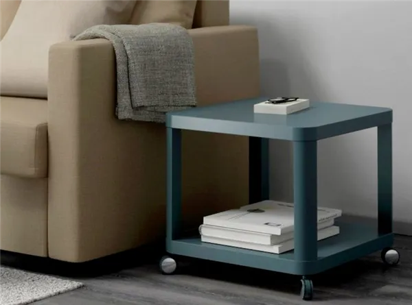 Приставной столик – идеальный предмет мебели для сторонников «диванного» образа жизни 2