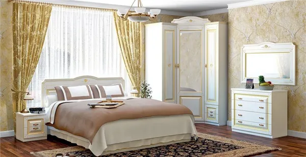 Угловой шкаф в классическом стиле в интерьере спальной комнаты