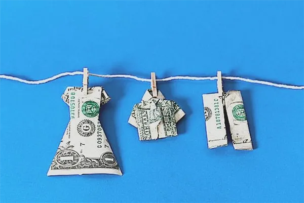 Одежда-оригами из денег