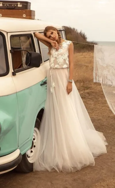 Свадебное стильное платье «бохо»
