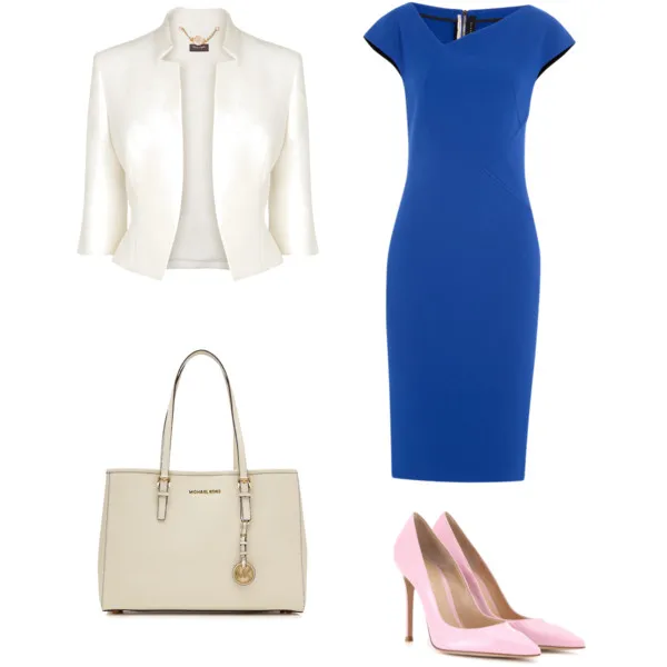 Силуэтное платье, светлый пиджак и сумка, а также бледно-розовые лодочки — стильный деловой аутфит.