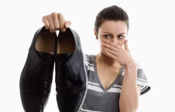 Как убрать неприятный запах обуви? Практические советы