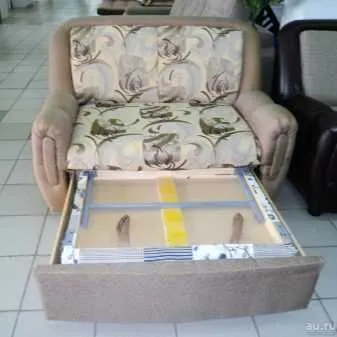 Малогабаритный угловой диван для маленькой квартиры 3
