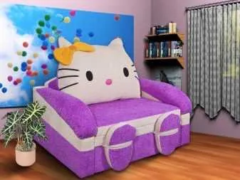 Малогабаритный угловой диван для маленькой квартиры 8