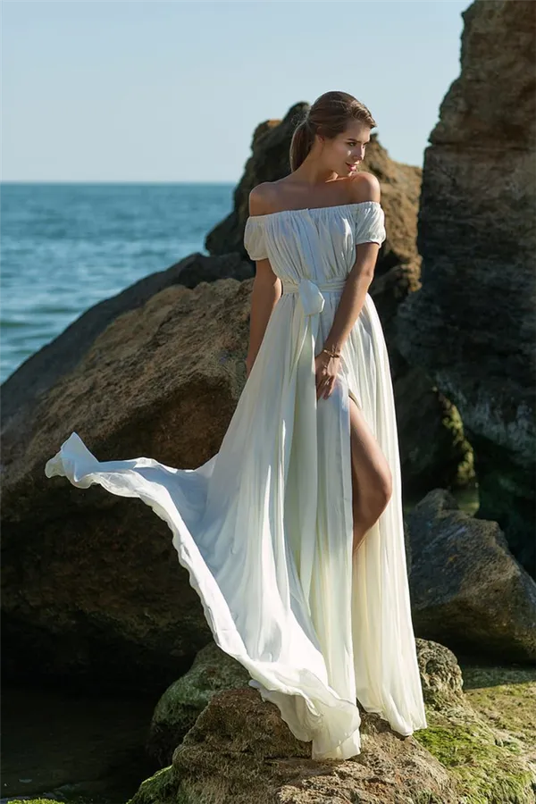 Летние свадебные платья — выбираем подходящий фасон! Каталог с фотографиями модных и стильных нарядов с примерами, как одеться 10