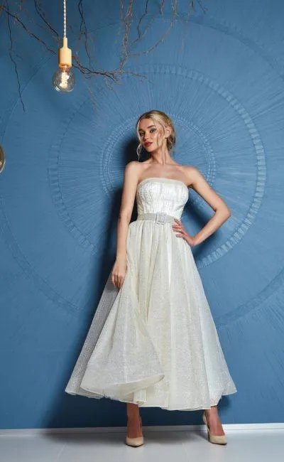 Летние свадебные платья — выбираем подходящий фасон! Каталог с фотографиями модных и стильных нарядов с примерами, как одеться 18