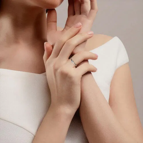 Обручальное кольцо с бриллиантами: как выбрать роскошные кольца на свадьбу 3