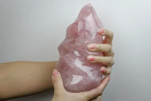 Полудрагоценный камень Розовый Кварц 4