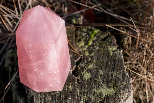 Полудрагоценный камень Розовый Кварц 3