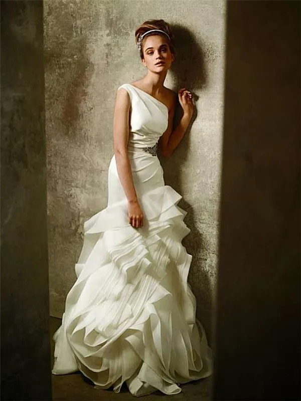 Свадебные платья Вера Вонг (Vera Wang) — классические современные модели этого сезона 56 фото 2