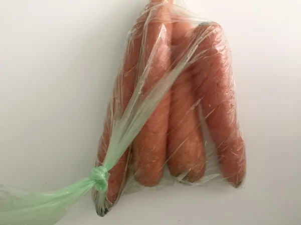 морковь в мешке
