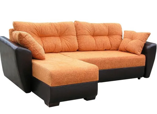 13 трехместный угловой диван