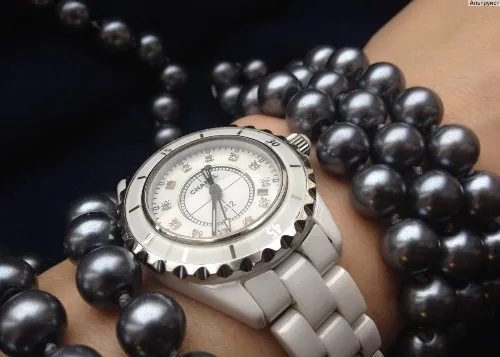 5 популярных брендов женских керамических часов