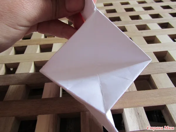 Как сделать бумажный кораблик 31