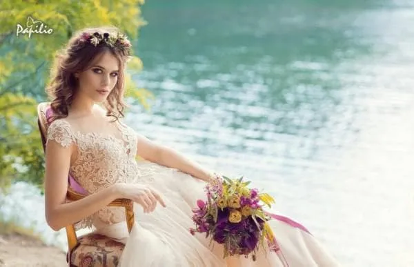 Изысканное свадебное платье в стиле бохо шик