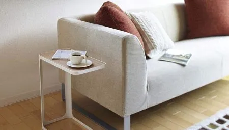 Приставной столик – идеальный предмет мебели для сторонников «диванного» образа жизни 6