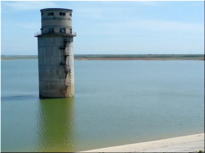 башня на Межгорном водохранилище